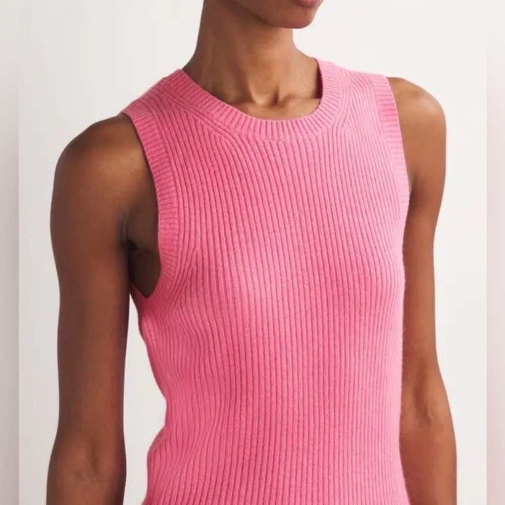 ME+EM S Small Perfect Pink Cashmere Ribbed Sweater Vest Tank Top EUC Layering